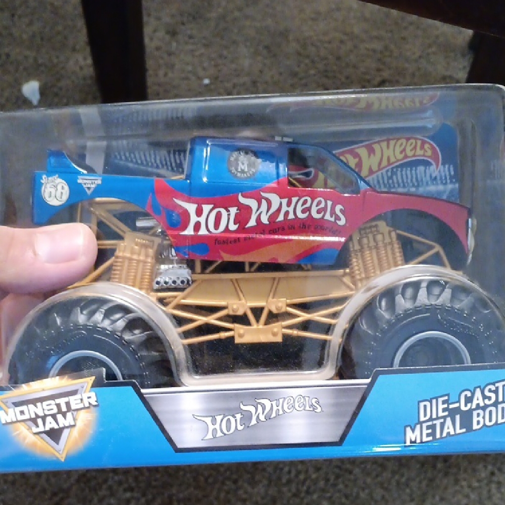 Hot Wheels Monster Jam Die-Cast Truck - Blue and Red